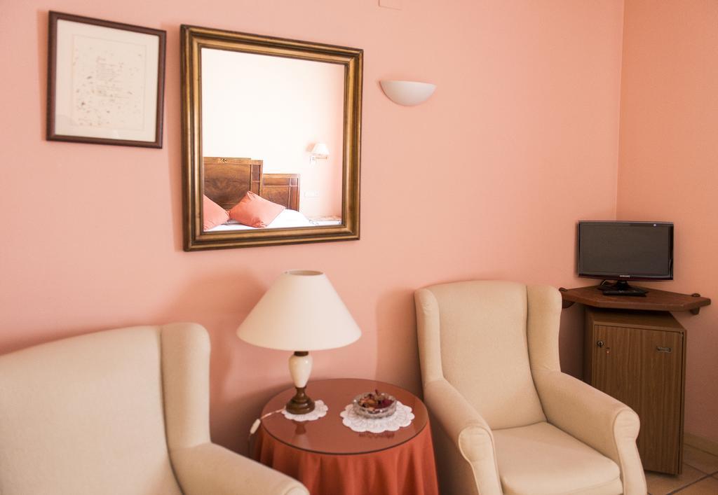 Hotel Can Ceret Sant Pere Pescador Extérieur photo